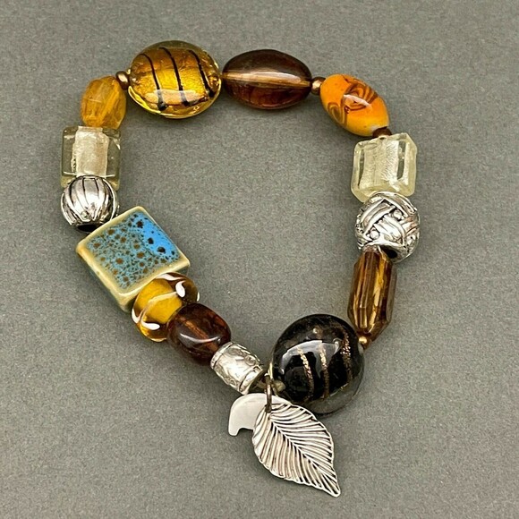 Glass Beads Brown Silver-tone Blue Women's Fashion Stretch Bracelet NWOT - Picture 2 of 2